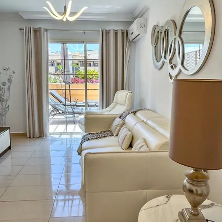 Terrazas Del Duque Ii Hideaway 아데제