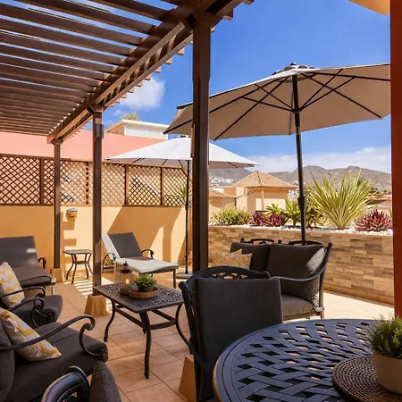 Terrazas Del Duque Ii Hideaway 아데제